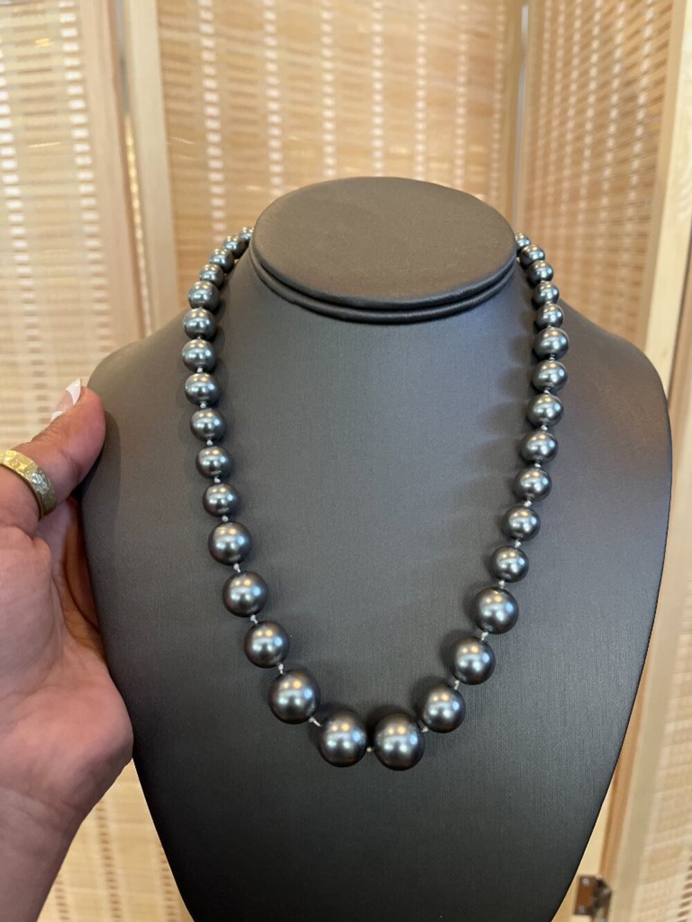 Simple Pearl String - Picture 2 of 3